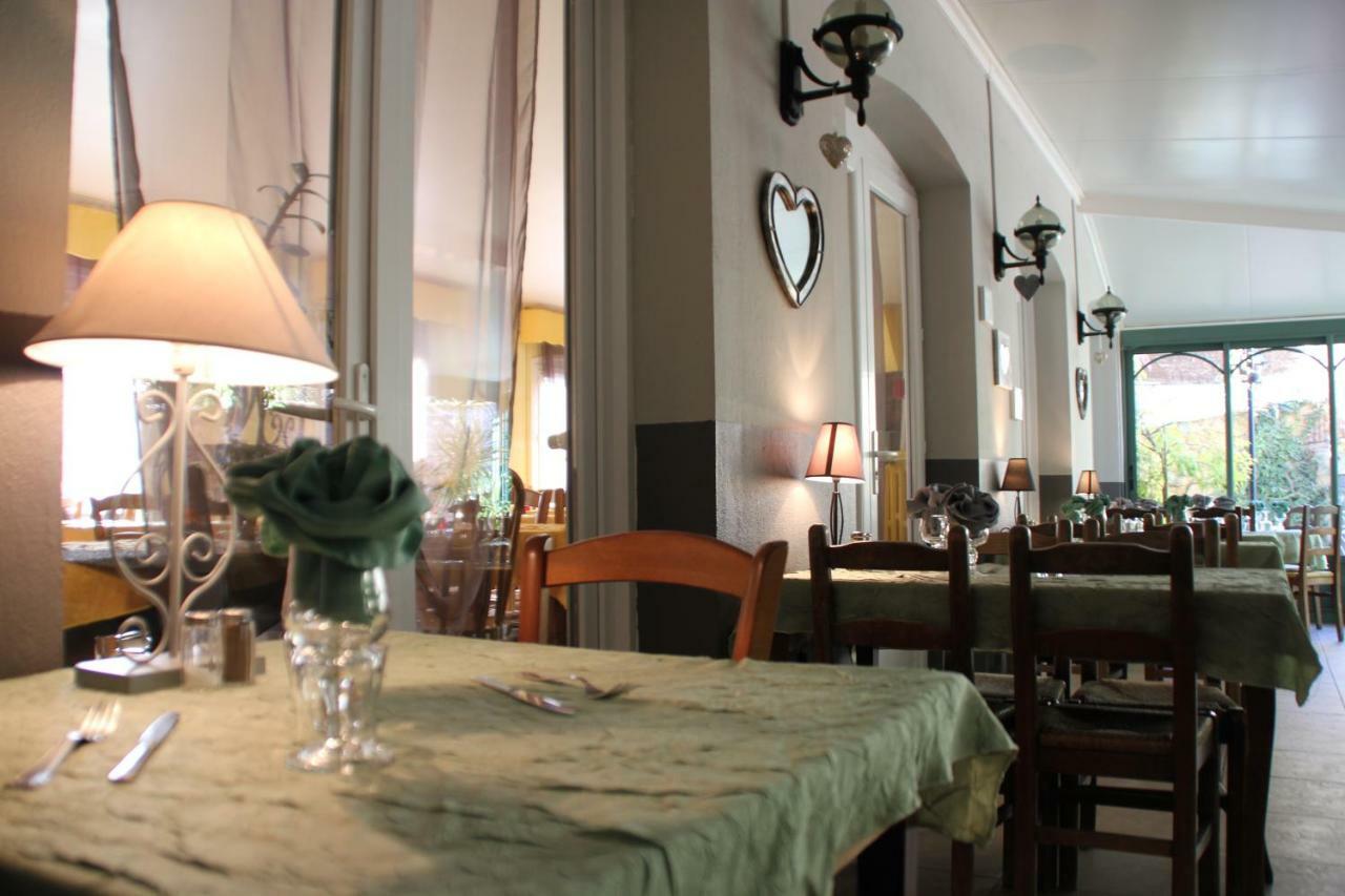 Le Provencal Otel Aups Dış mekan fotoğraf