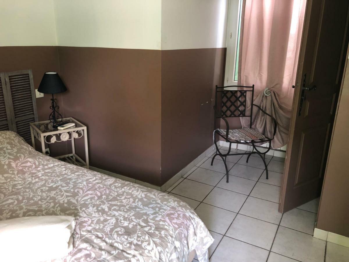 Le Provencal Otel Aups Dış mekan fotoğraf