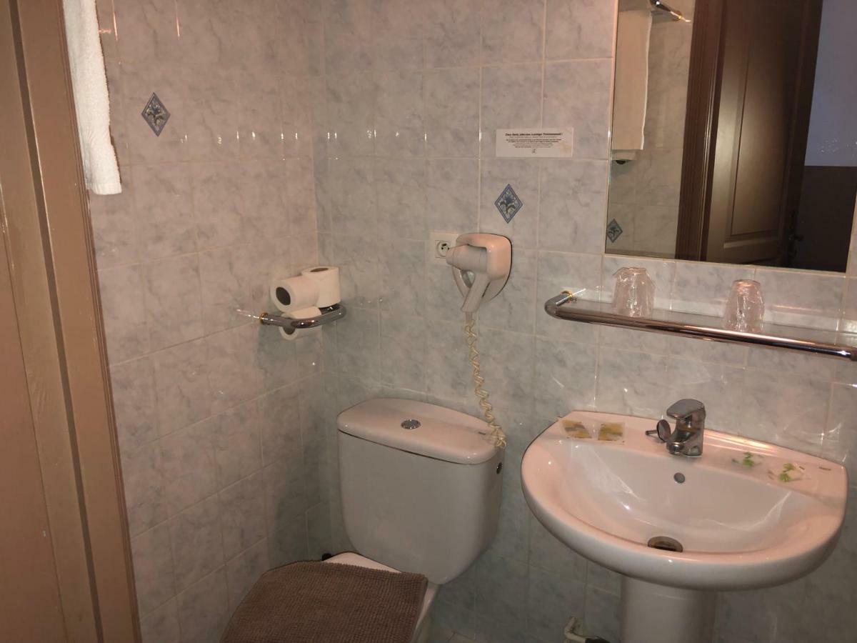 Le Provencal Otel Aups Dış mekan fotoğraf